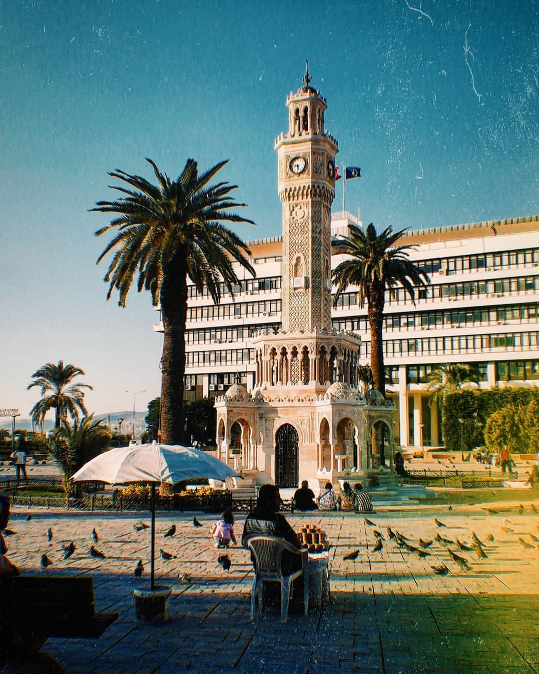 Shot on 1998 Cam — Kodak Gold 200