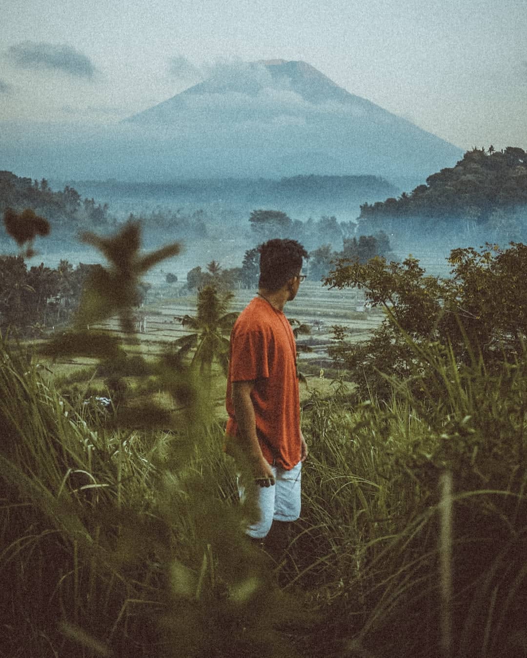 Shot on 1998 Cam — Kodak Gold 200